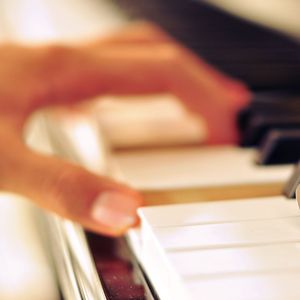 发条橙强奸女人
